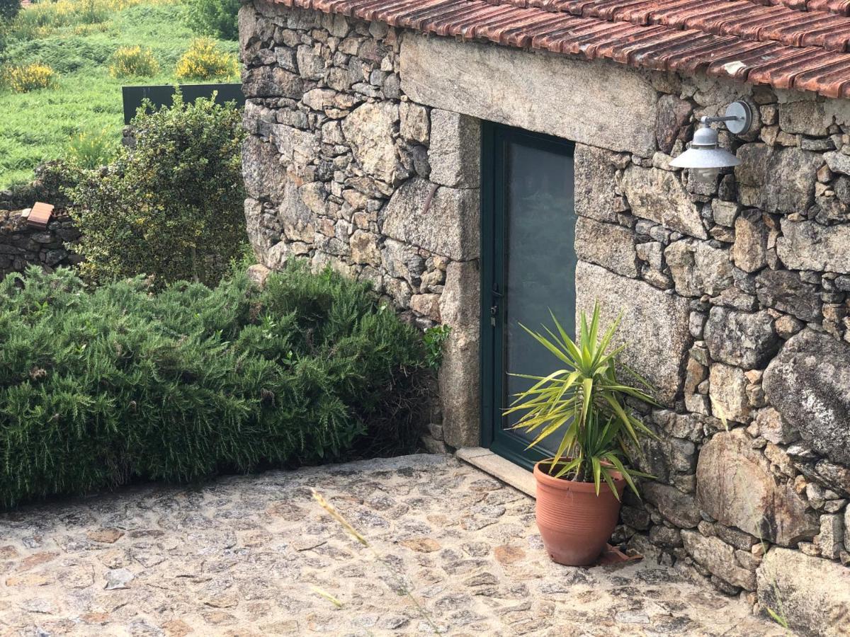 パレーデス・デ・コウラCasa Do Conde Montierアパートメント エクステリア 写真